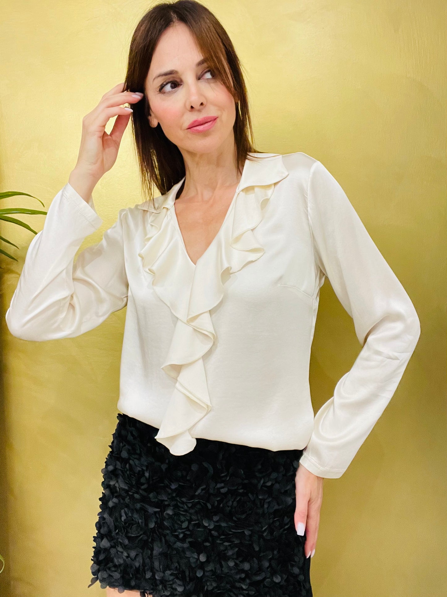 BLUSA SATIN CON ROUCHES