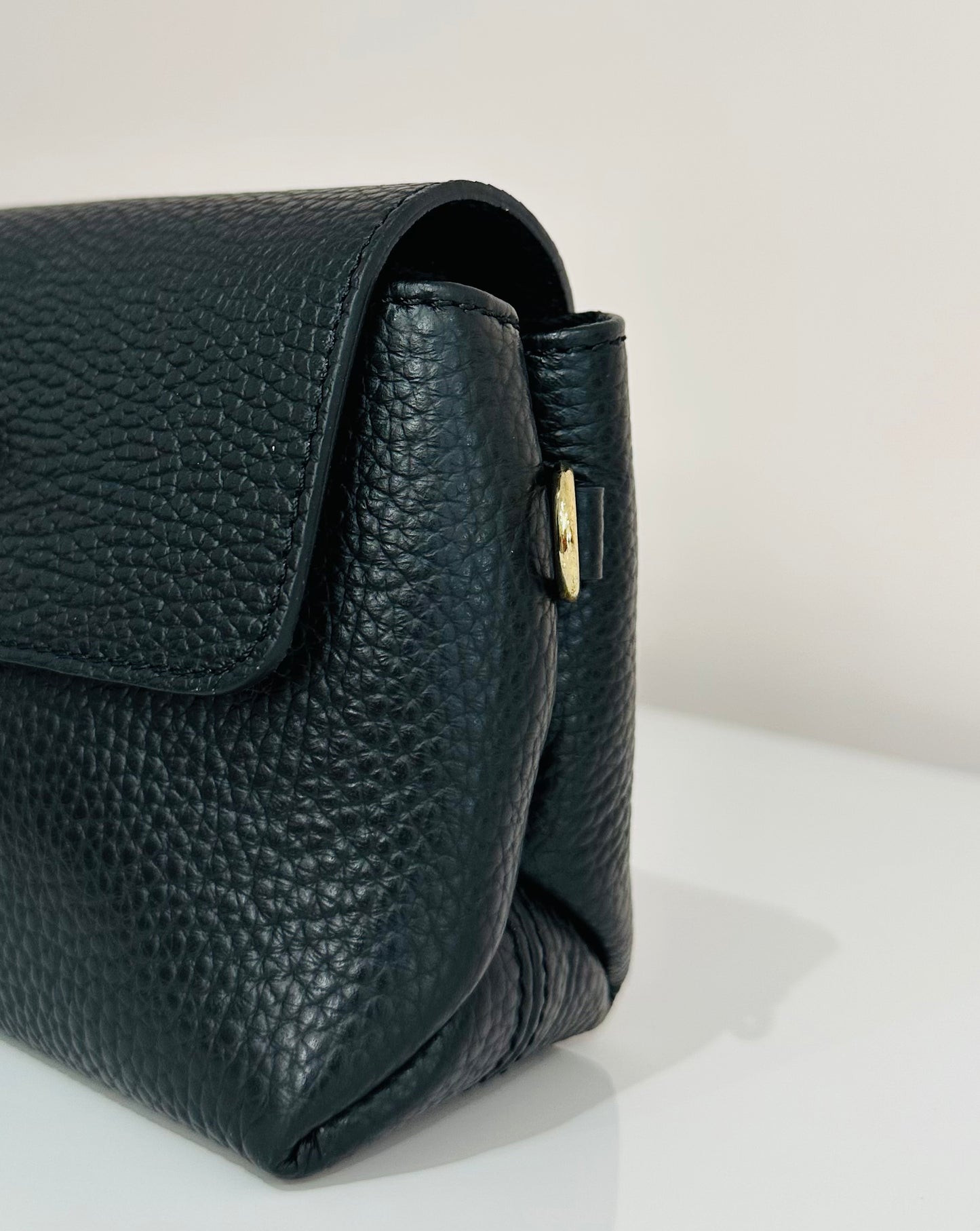 BORSA MOON