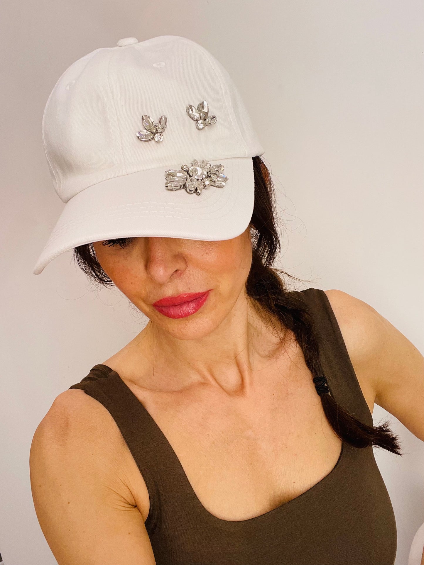 CAPPELLO VISIERA STRASS