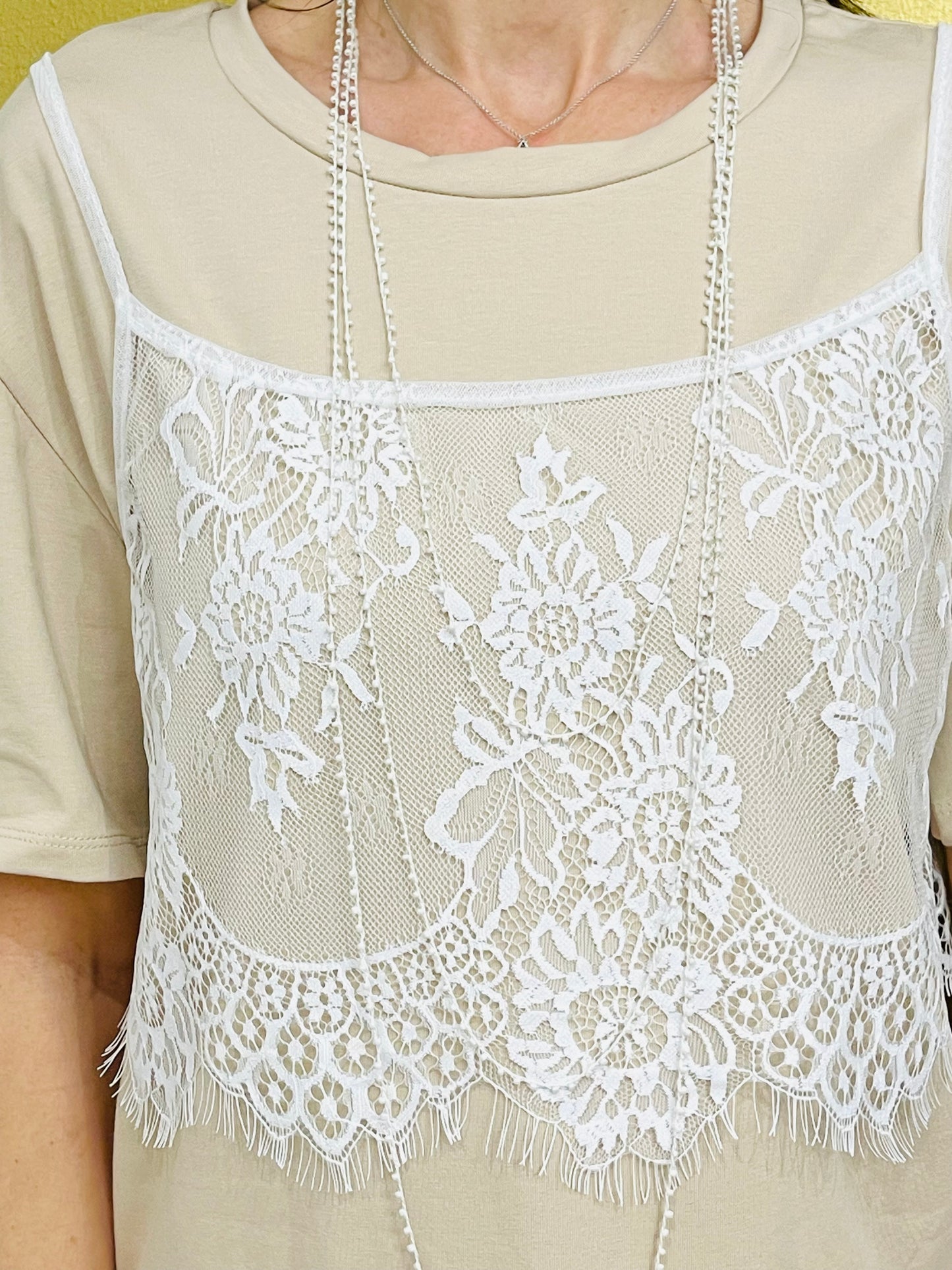 T-SHIRT CON TOP PIZZO