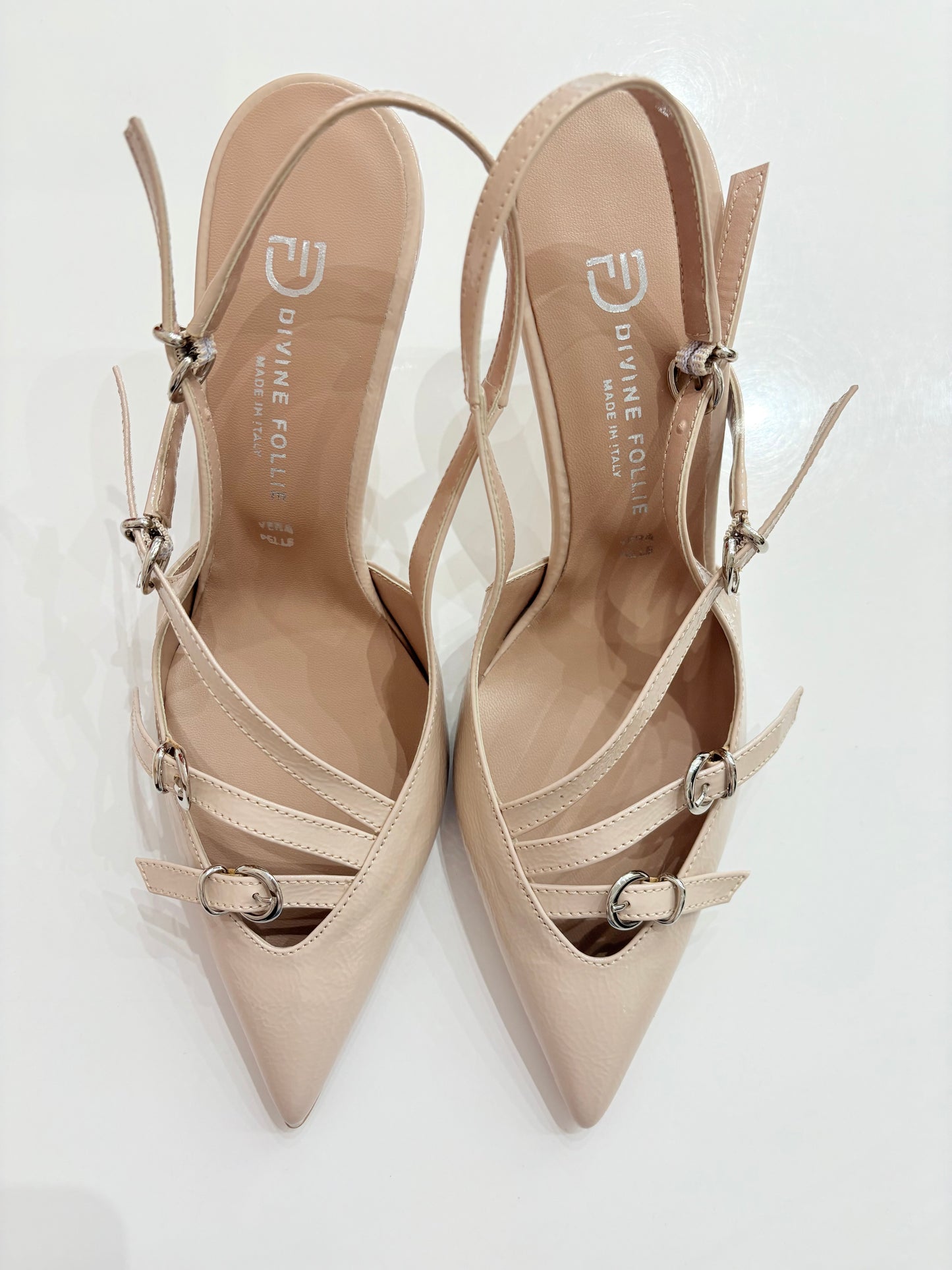SLINGBACK DIVINE FOLLIE