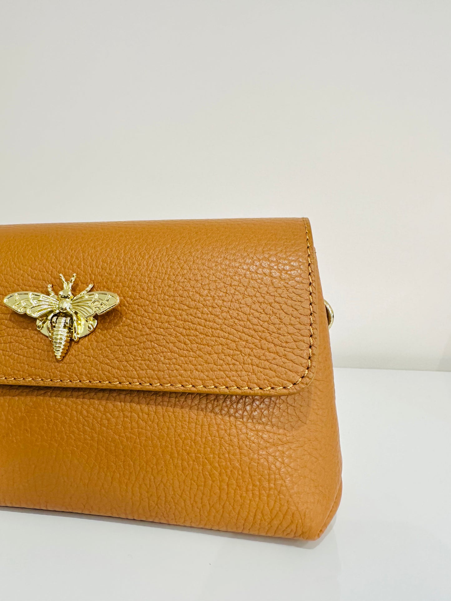 BORSA MOON