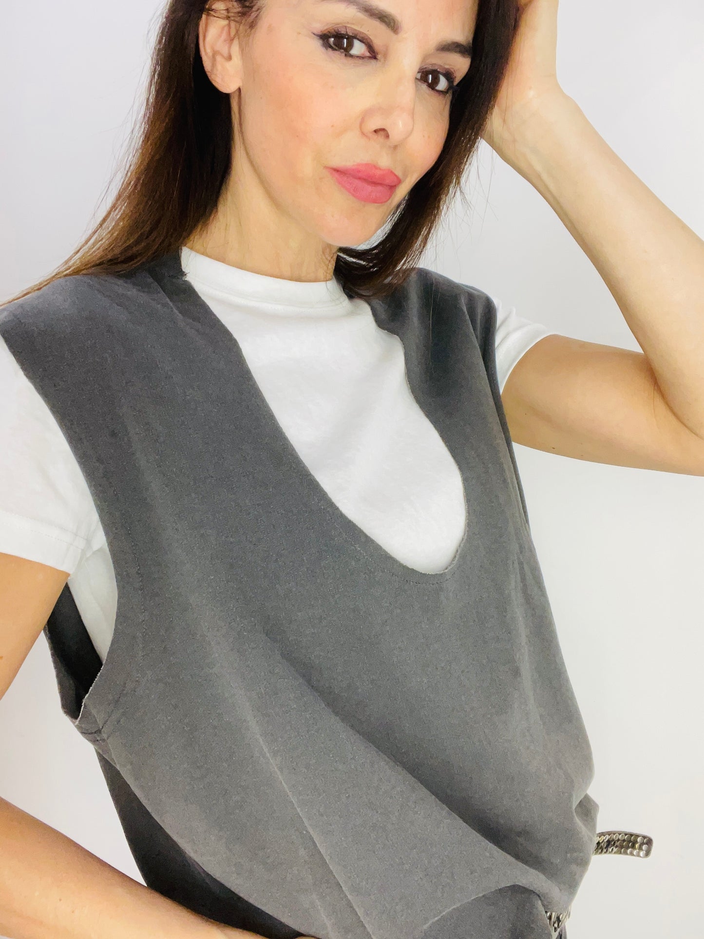 T-SHIRT CON CANOTTA