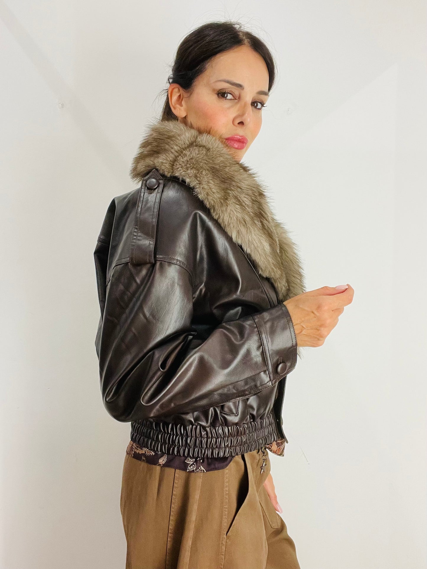 BOMBER ECOPELLE CON PELLICCIA