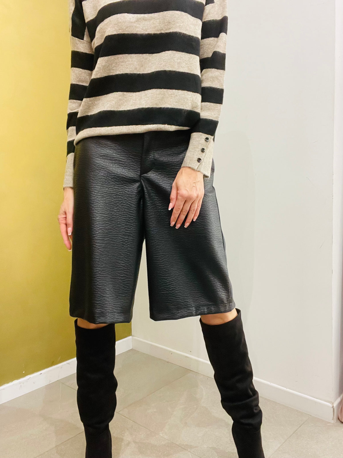 BERMUDA ECO PELLE