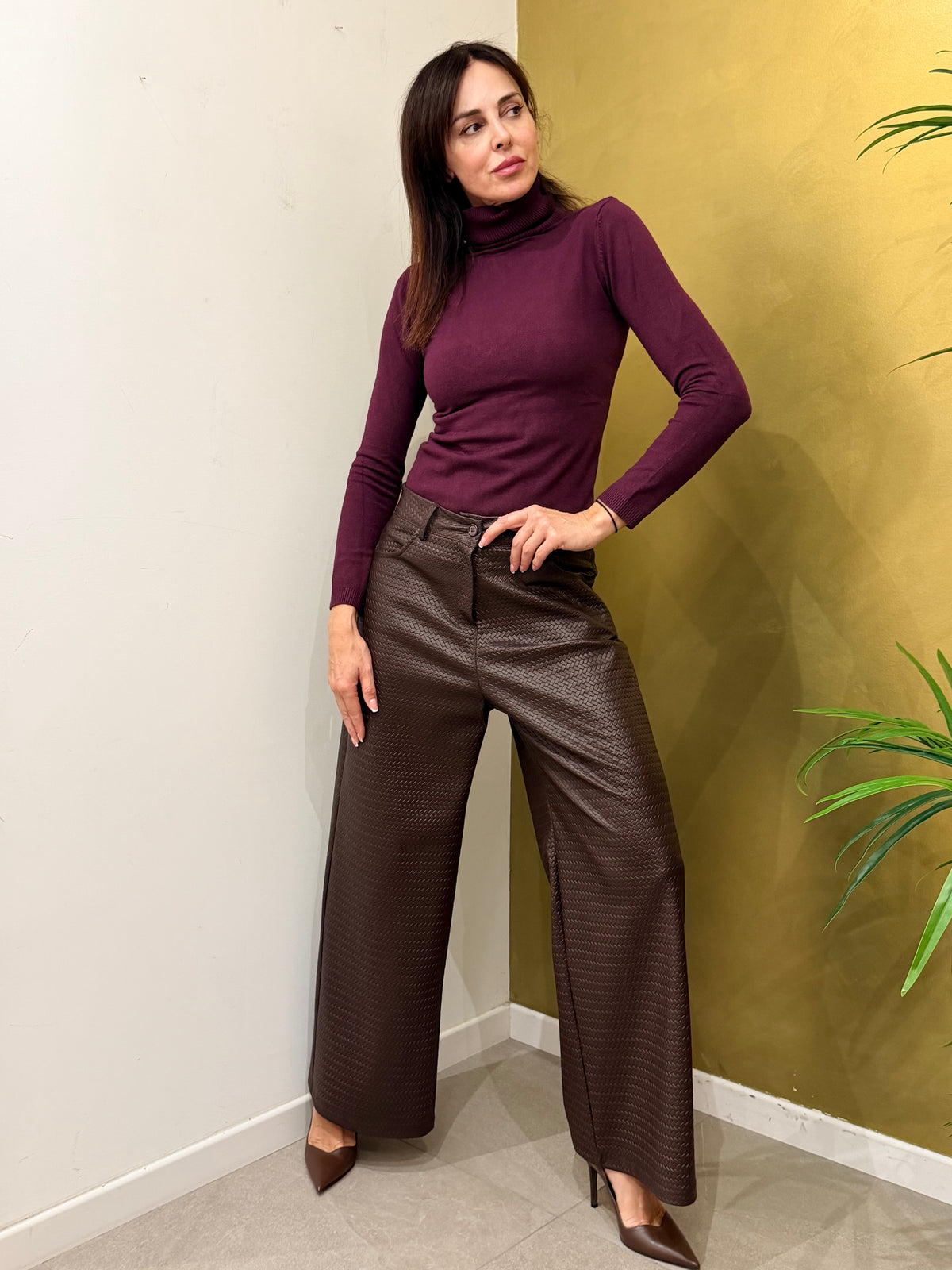 PANTALONE PALAZZO ECO PELLE INTRECCIATA