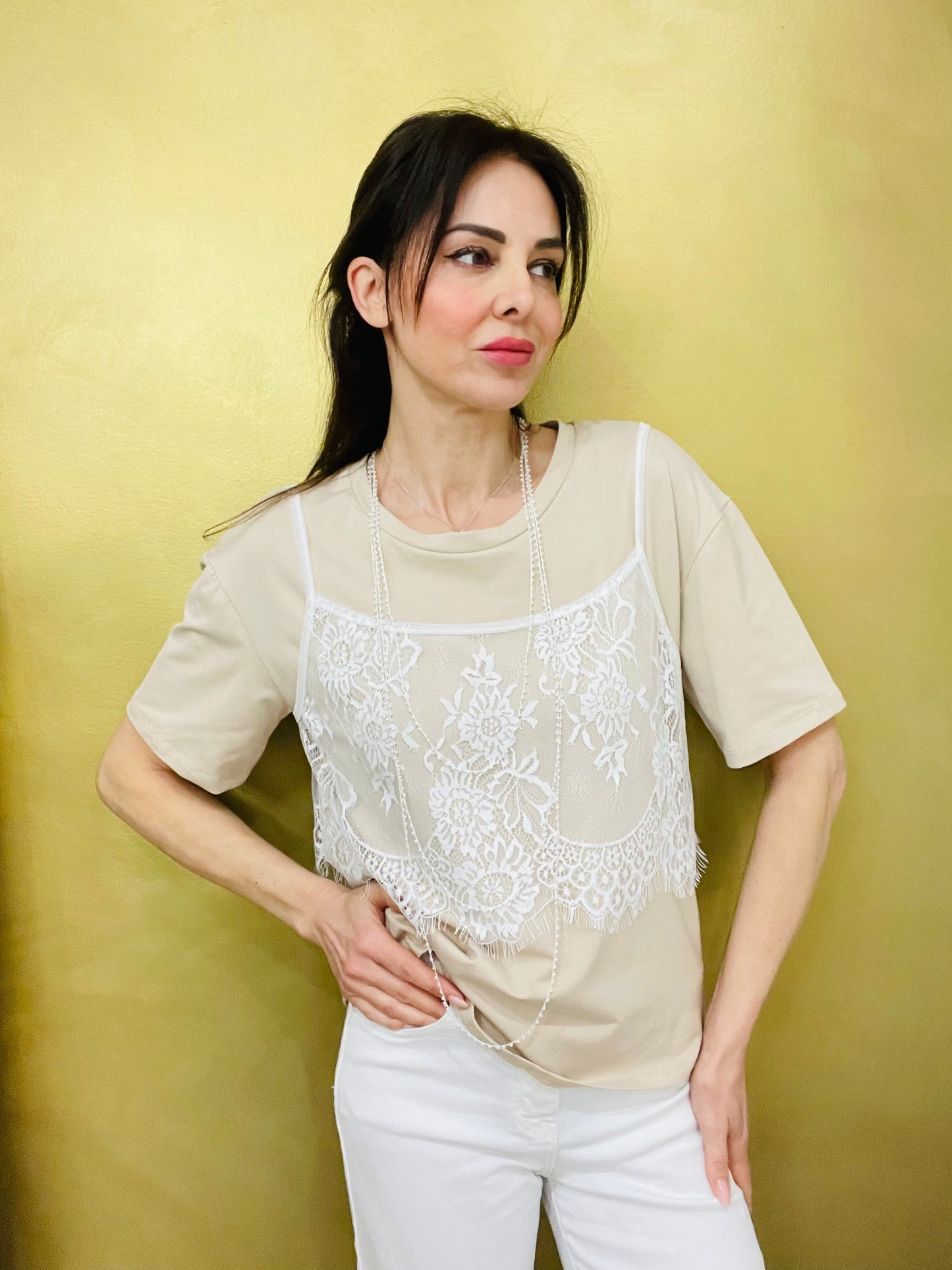 T-SHIRT CON TOP PIZZO