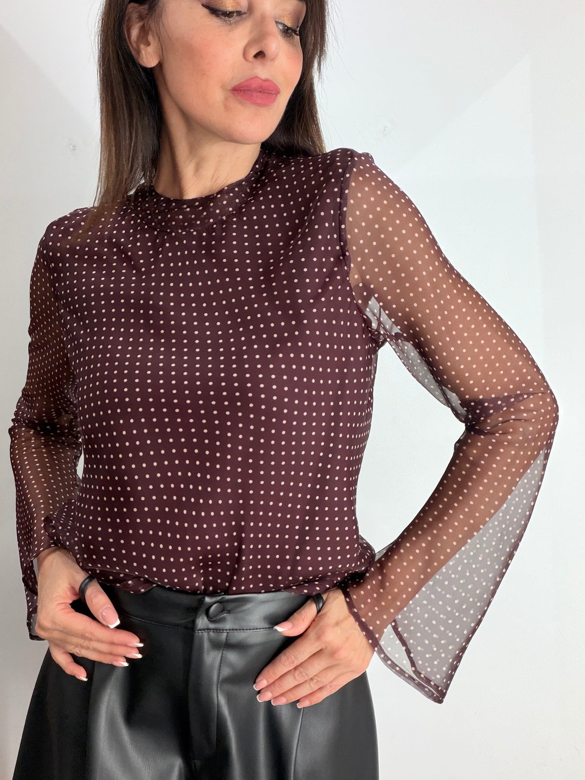 BLUSA A POIS