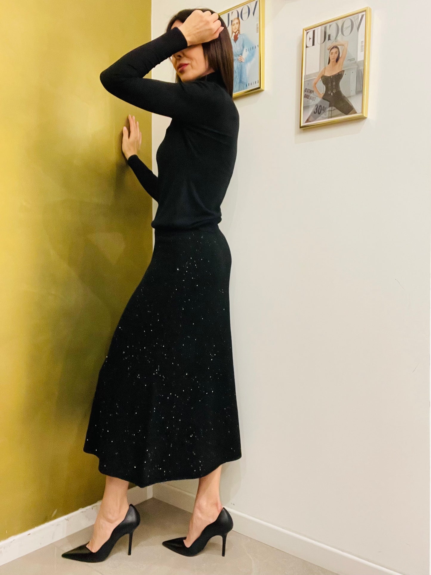 GONNA SVASATA IN MAGLIA MICROPAILLETTES