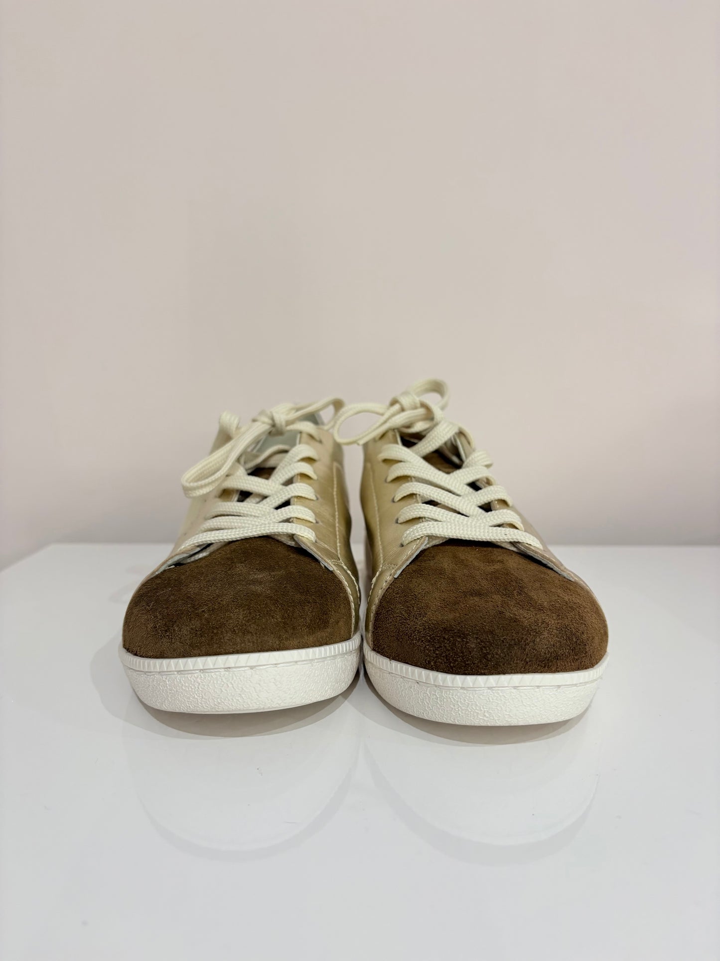 SNEAKERS PLATINO