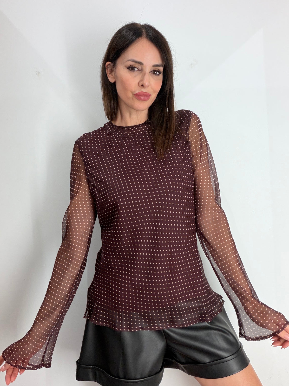 BLUSA A POIS