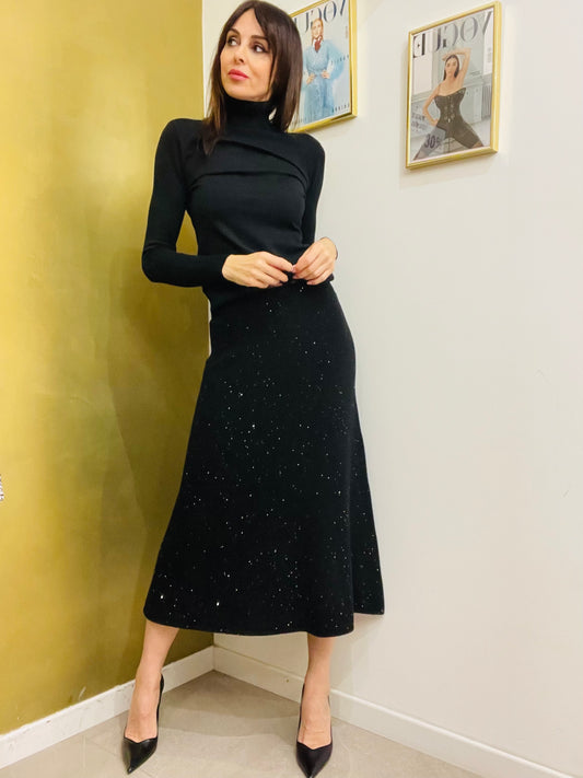 GONNA SVASATA IN MAGLIA MICROPAILLETTES