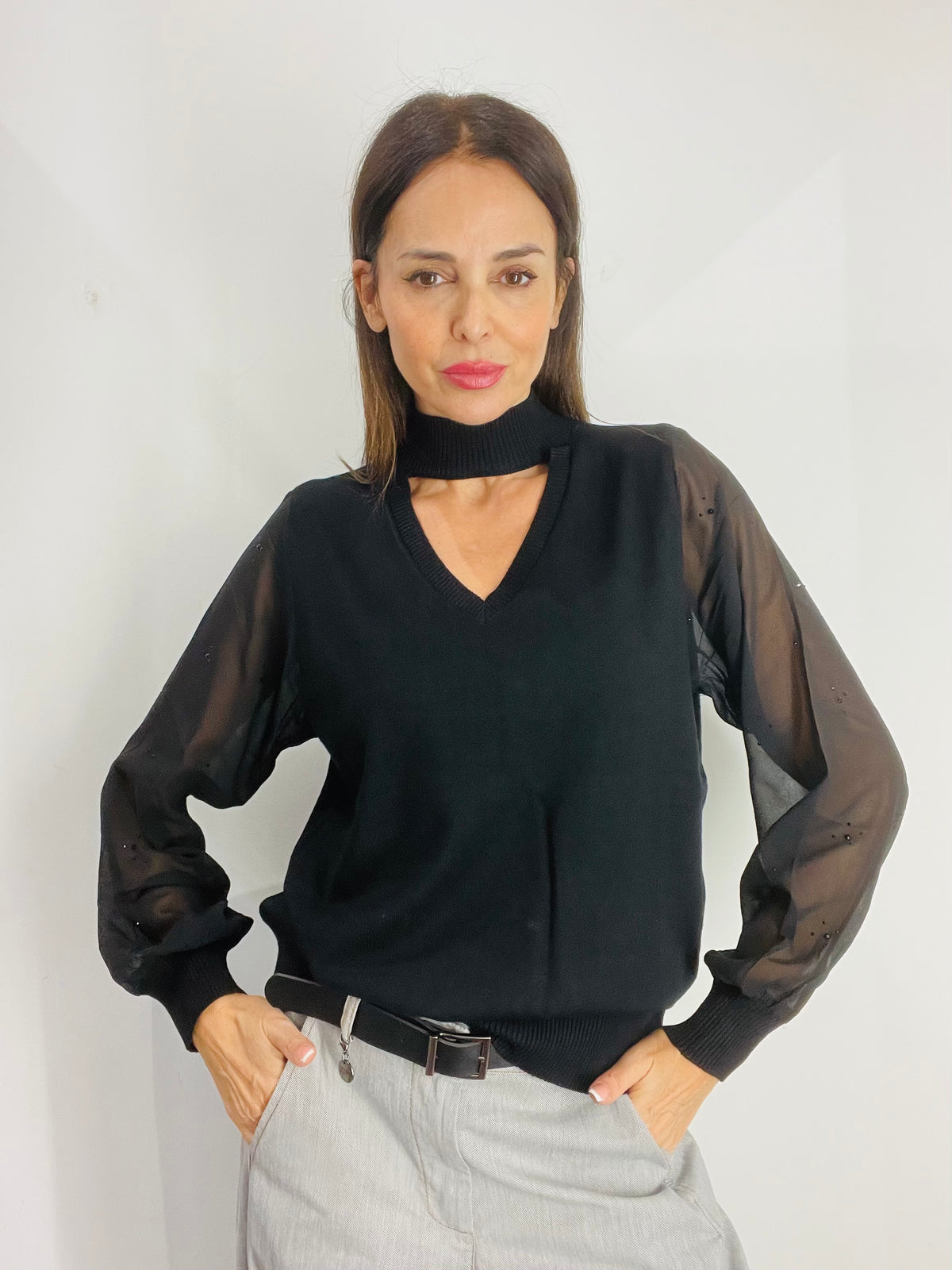 MAGLIA CUTOUT MANICHE TULLE
