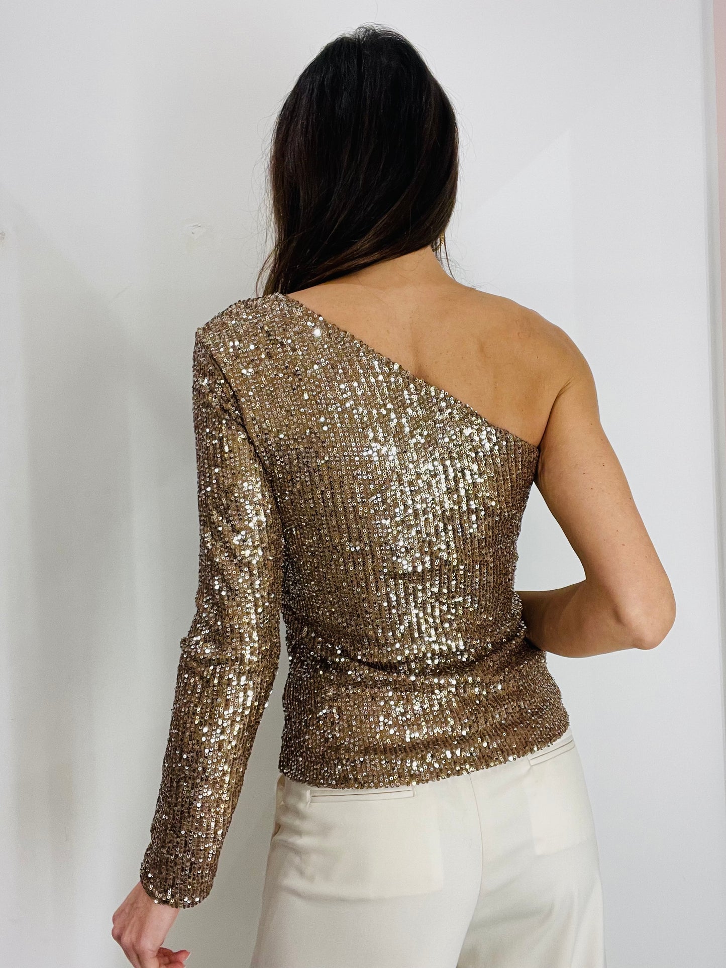TOP MONOSPALLA PAILLETTES