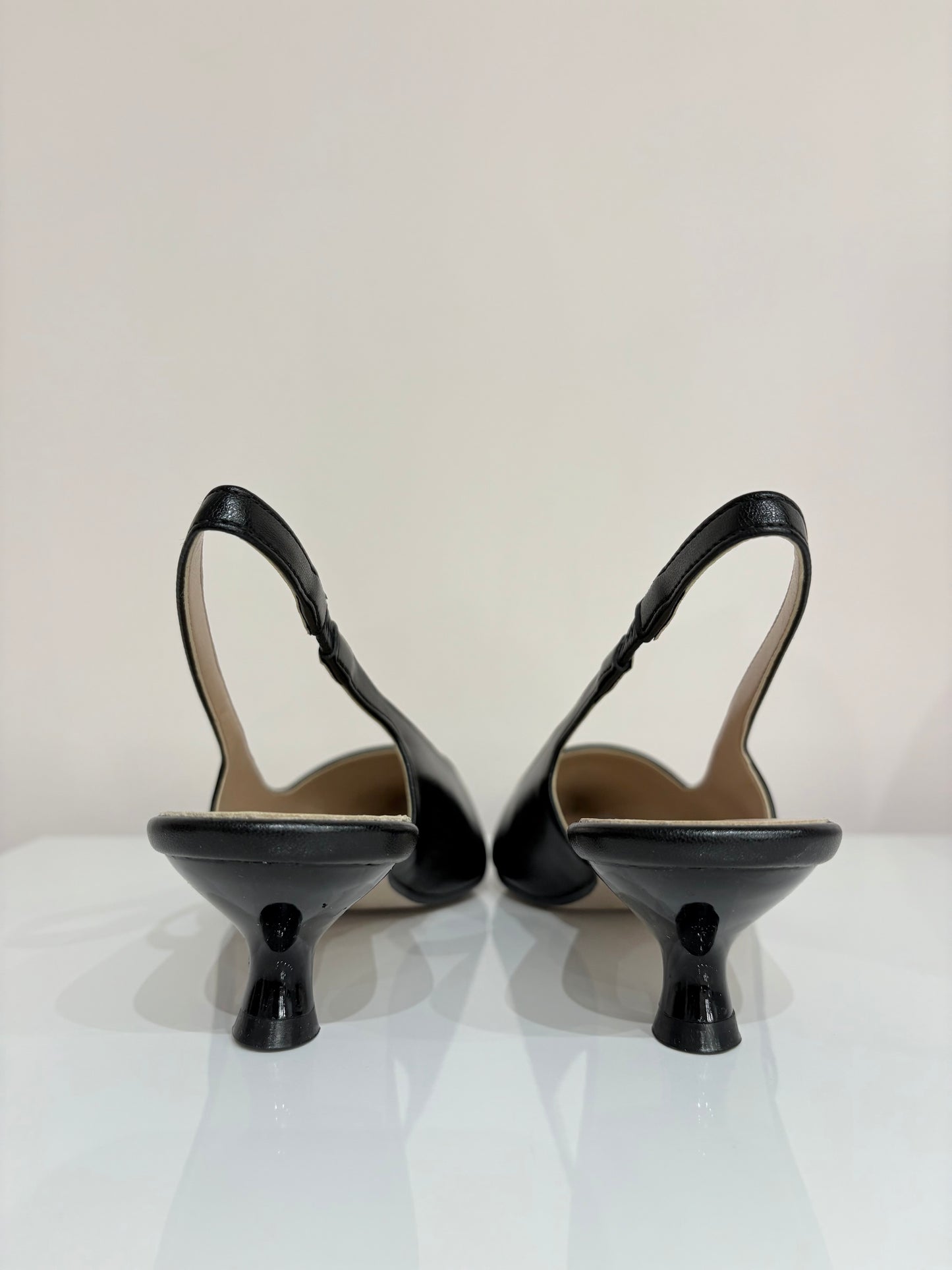 SLINGBACK BASIC