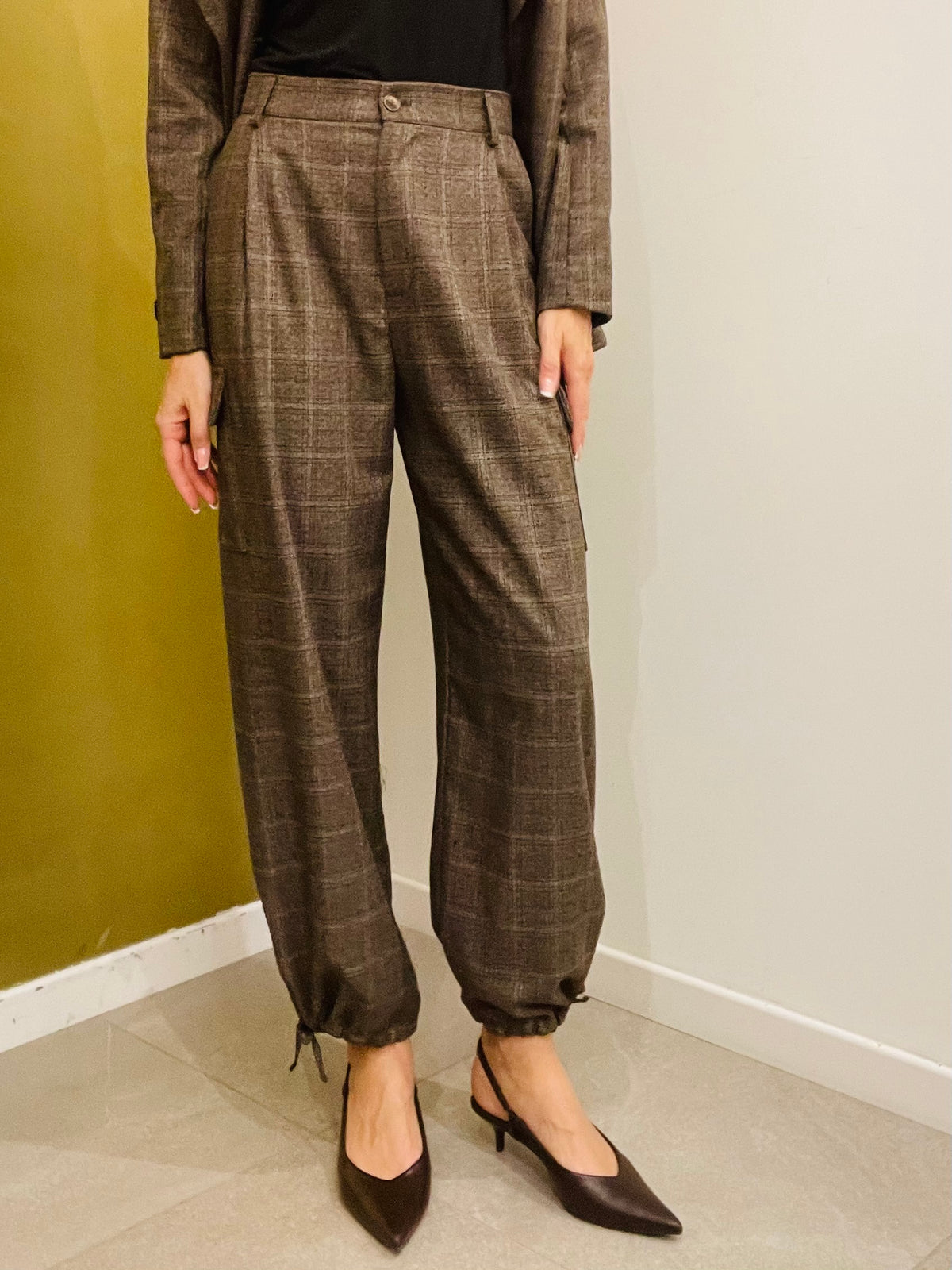 PANTALONE CARGO A QUADRI