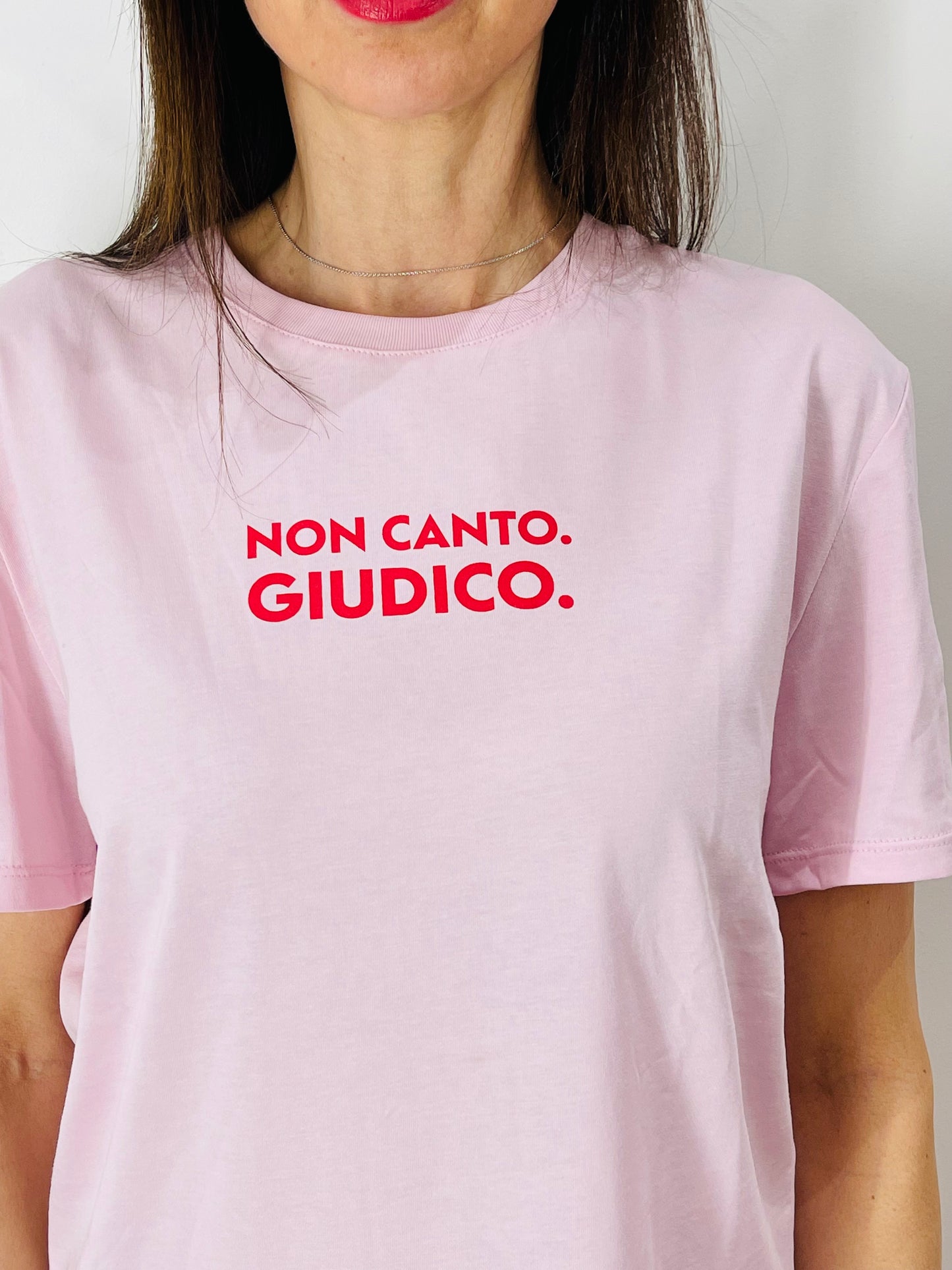 T-SHIRT SCRITTA