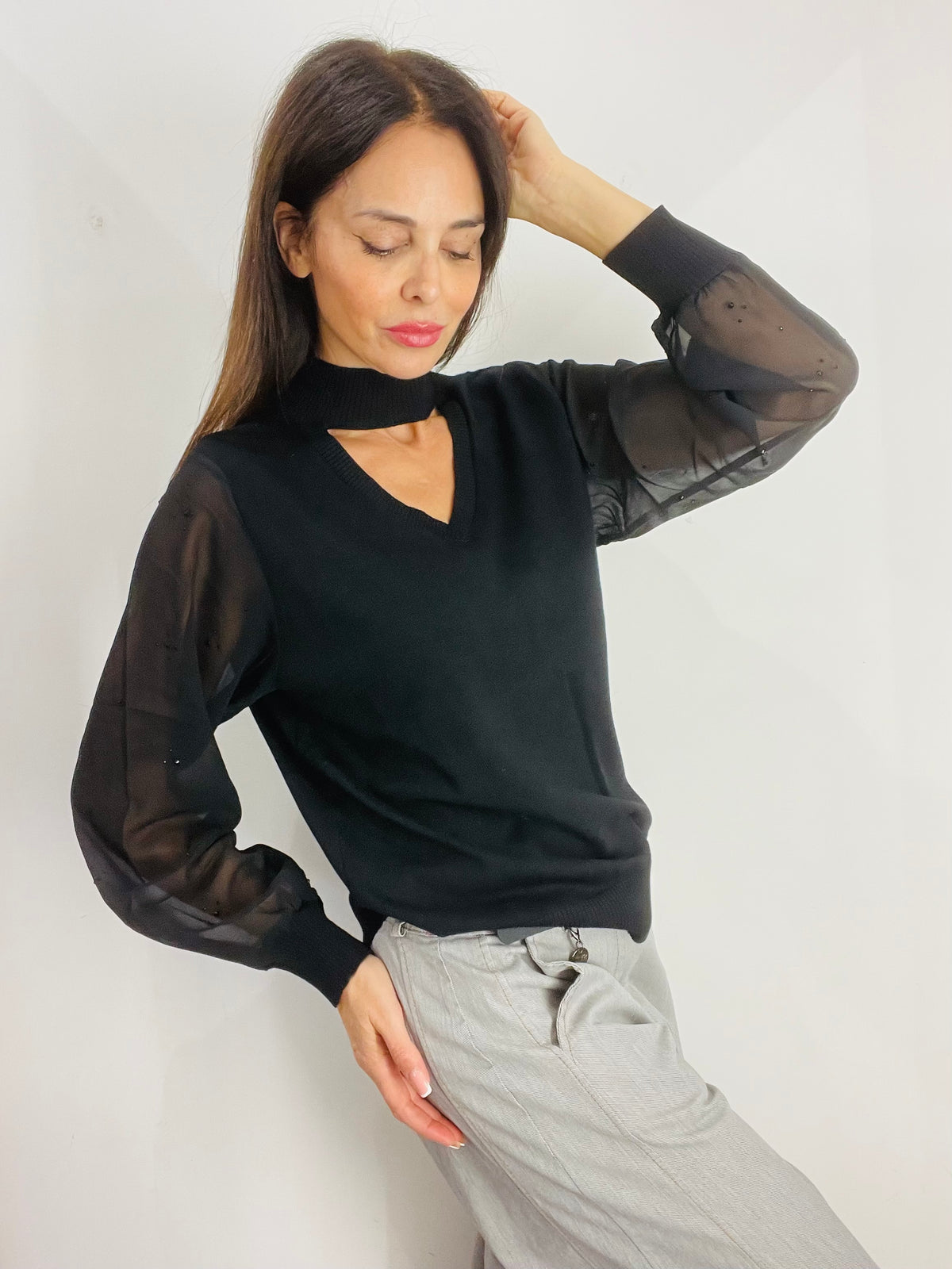 MAGLIA CUTOUT MANICHE TULLE