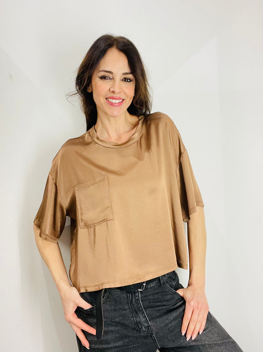 BLUSA CON TASCHINO
