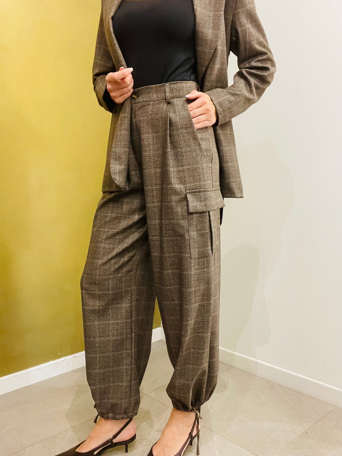 PANTALONE CARGO A QUADRI