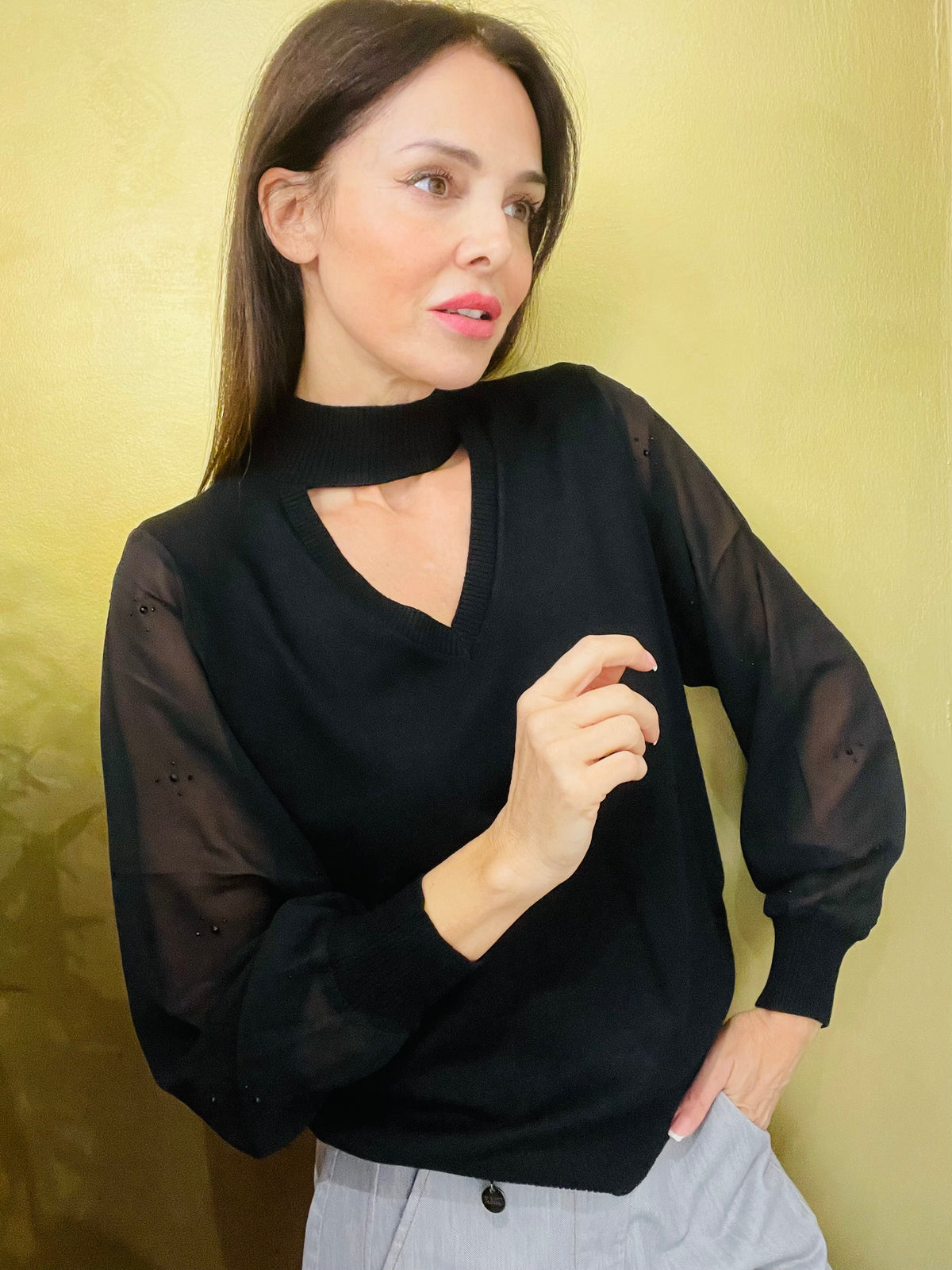 MAGLIA CUTOUT MANICHE TULLE