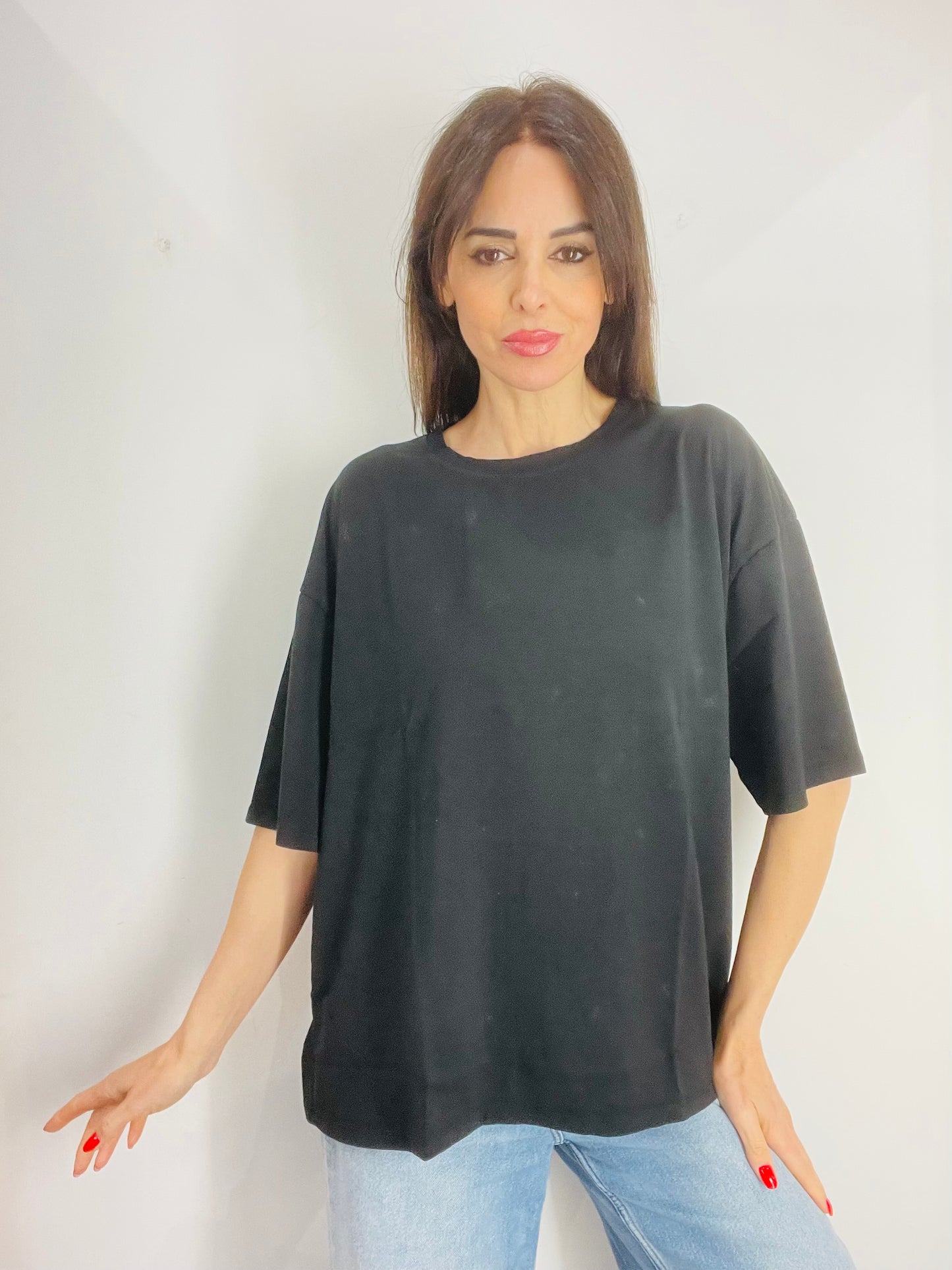 T-SHIRT OVER