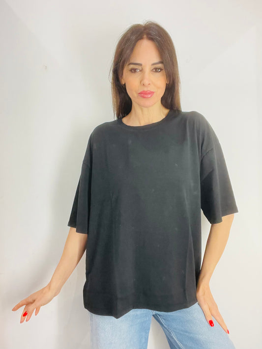 T-SHIRT OVER